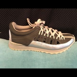 Slip on fashion sneakers..